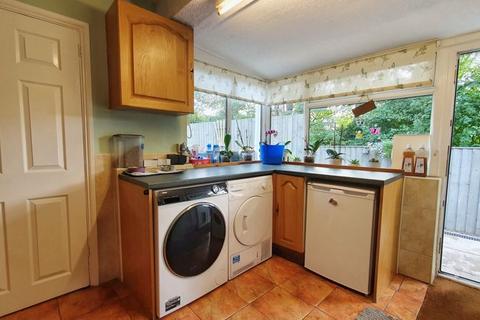 13 Cheyney Close, Gloucester, GL4 4PS