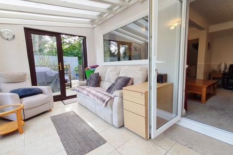 13 Cheyney Close, Gloucester, GL4 4PS