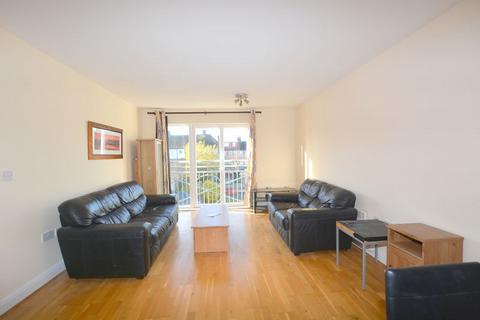 2 bedroom apartment to rent, Sovereign Place, Harrow