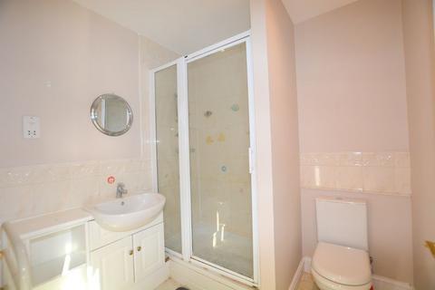 2 bedroom apartment to rent, Sovereign Place, Harrow