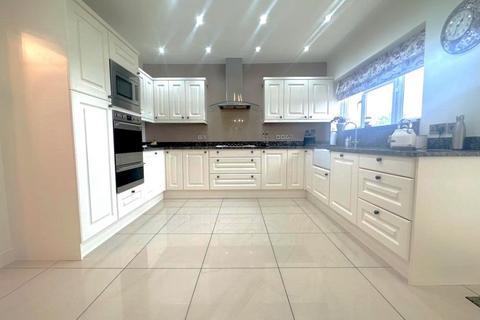 4 Tithe Barn Crescent, Swindon, SN1 4JX