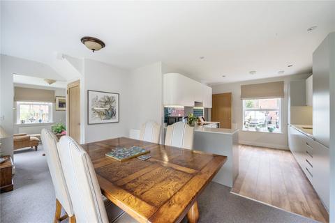 7 Albert Close, Ottery St Mary, EX11 1GR