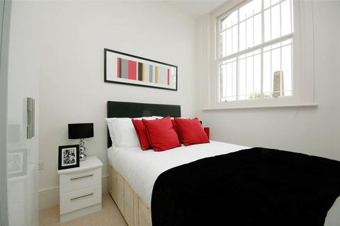undefined, Uxbridge Road, London, W12
