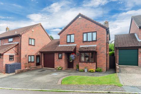 26 Broadlands, Raunds, Wellingborough, NN9 6QL