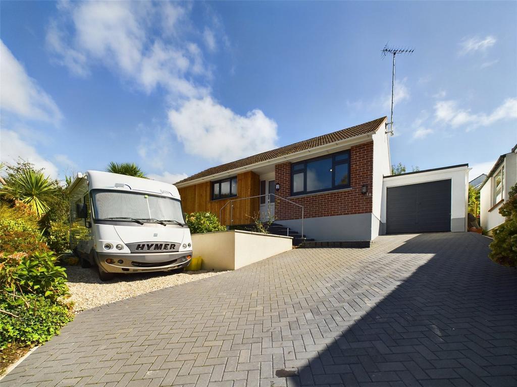 Poughill, Bude 3 bed bungalow for sale £525,000