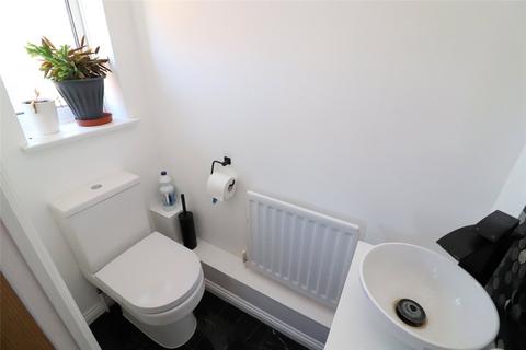 27 Snipe Close, Erith, DA8 2HD