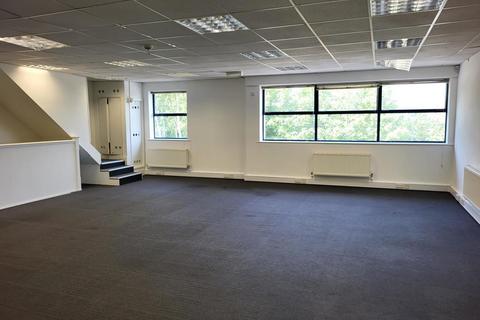 Office to rent, Unit 10, Bournemouth Central Business Park, Southcote Road, Bournemouth, Dorset