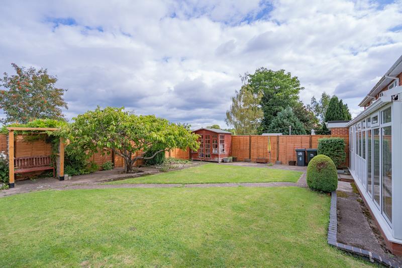 Brockamin, Leigh, Worcester, Worcestershire, WR6 5LA 4 bed end of