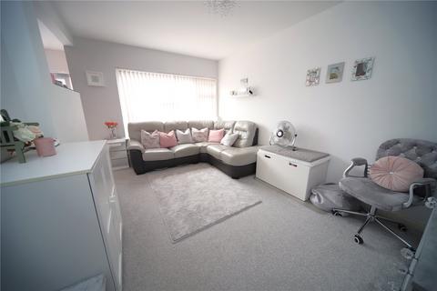 2 bedroom apartment to rent, Giffords Cross Road, Corringham, Essex, SS17