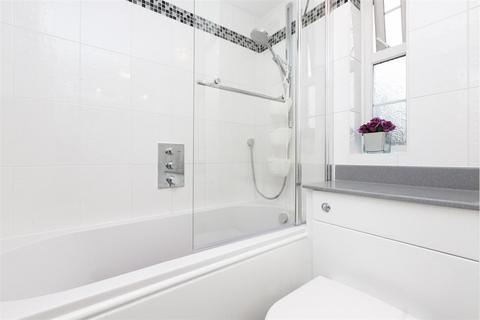 89 Warner Place, London, E2 7DB