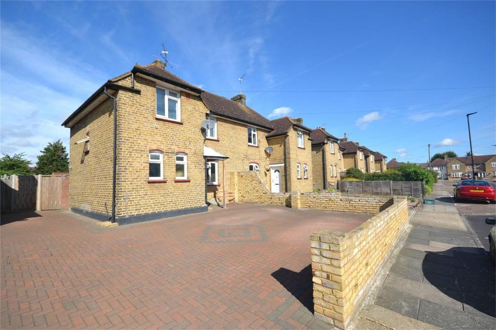 Crane Avenue, Old Isleworth 3 bed semidetached house £2,295 pcm (£