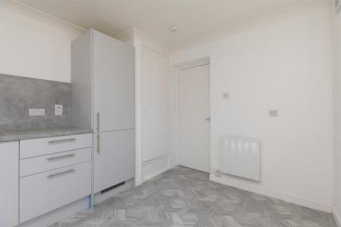 42 Jura Street, Perth, PH1 3AS