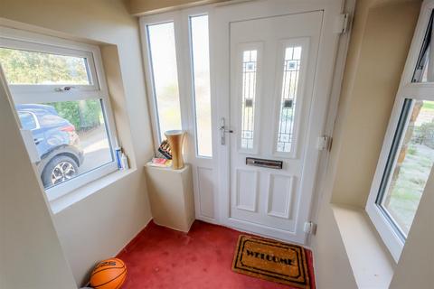 3 bedroom semi-detached house for sale, Deep Lane, Brighouse