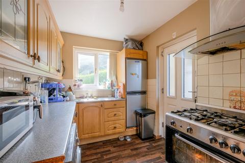 30 Deep Lane, Brighouse, HD6 4HF