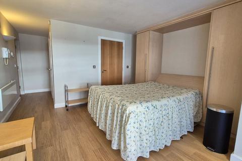 Studio to rent, Watermarque,  Browning Street, Birmingham