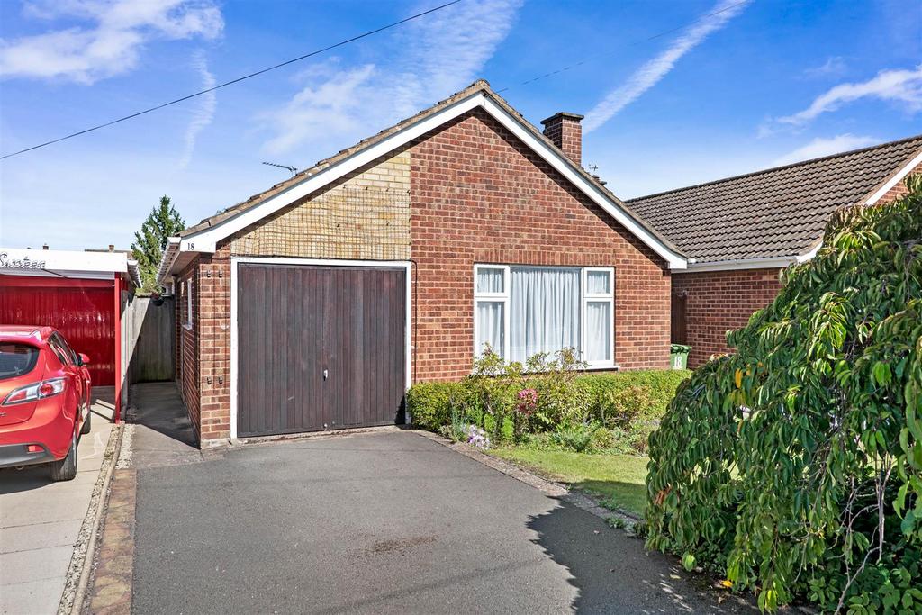 Grasmere Crescent, Nuneaton 2 bed detached bungalow for sale £285,000