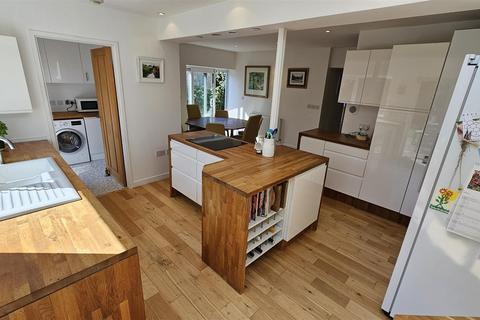 11 Tithby Road, Bingham, Nottingham, NG13 8GP