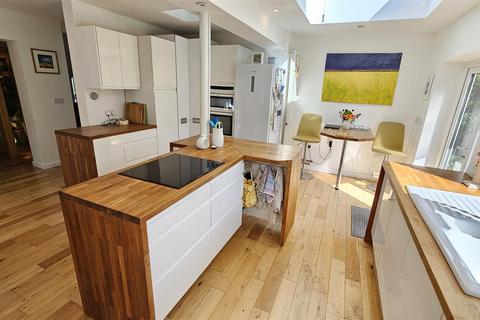 11 Tithby Road, Bingham, Nottingham, NG13 8GP