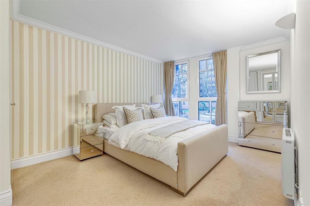 Bedroom.JPG