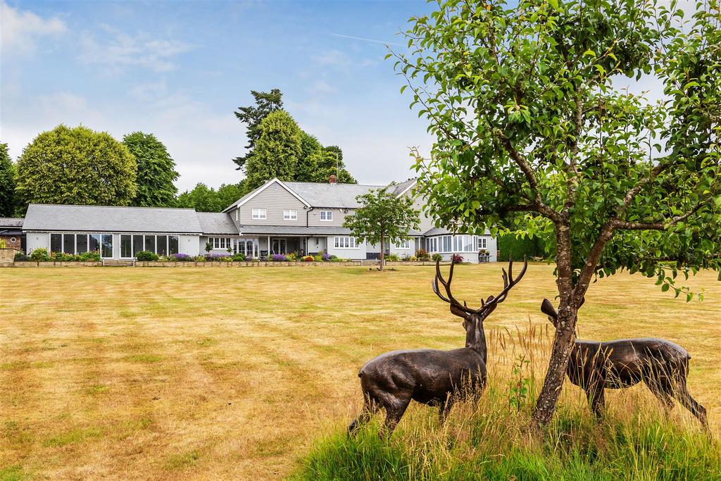 Tunbridge Lane, Bramshott, Liphook 5 bed detached house £3,750,000