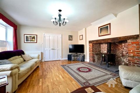 5 bedroom terraced house for sale, High Street, Mistley