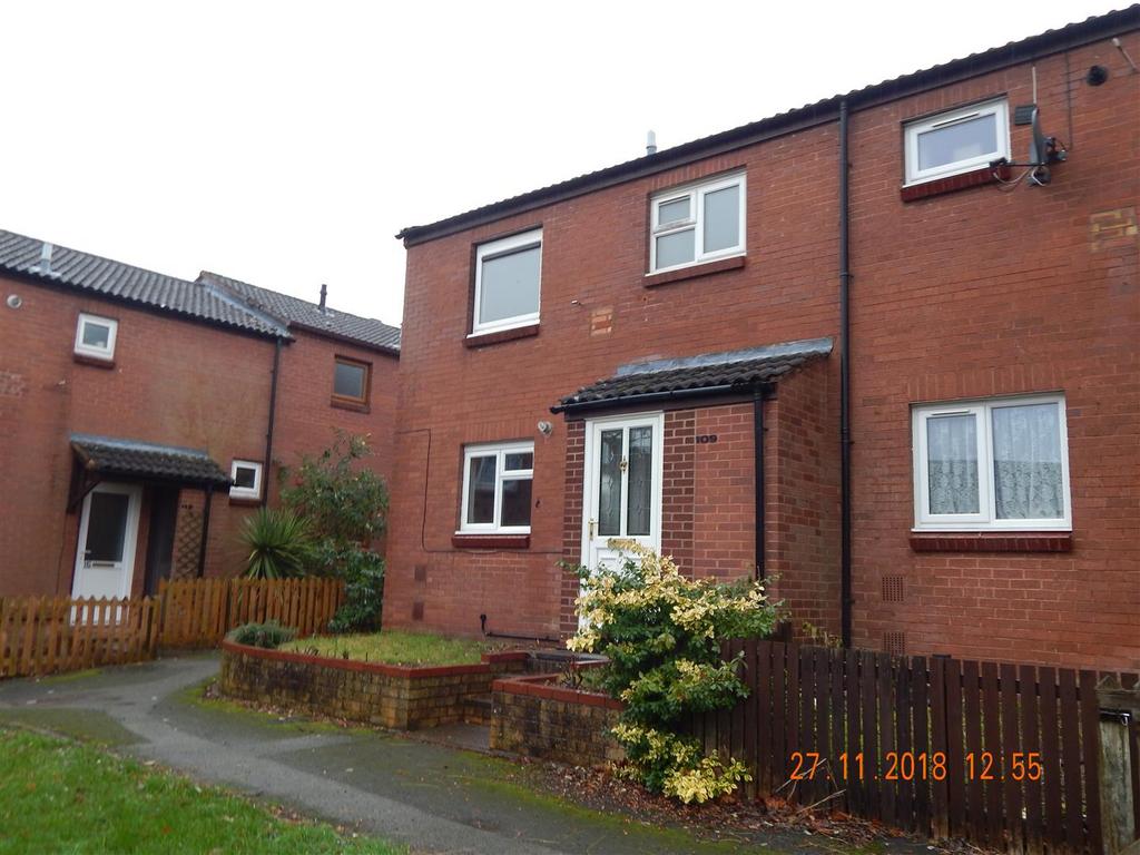 Mickleton Close, Redditch 3 bed end of terrace house £895 pcm (£207 pw)
