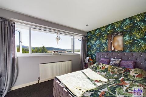 148 Charles Drive, Cuxton, Rochester, ME2 1DX