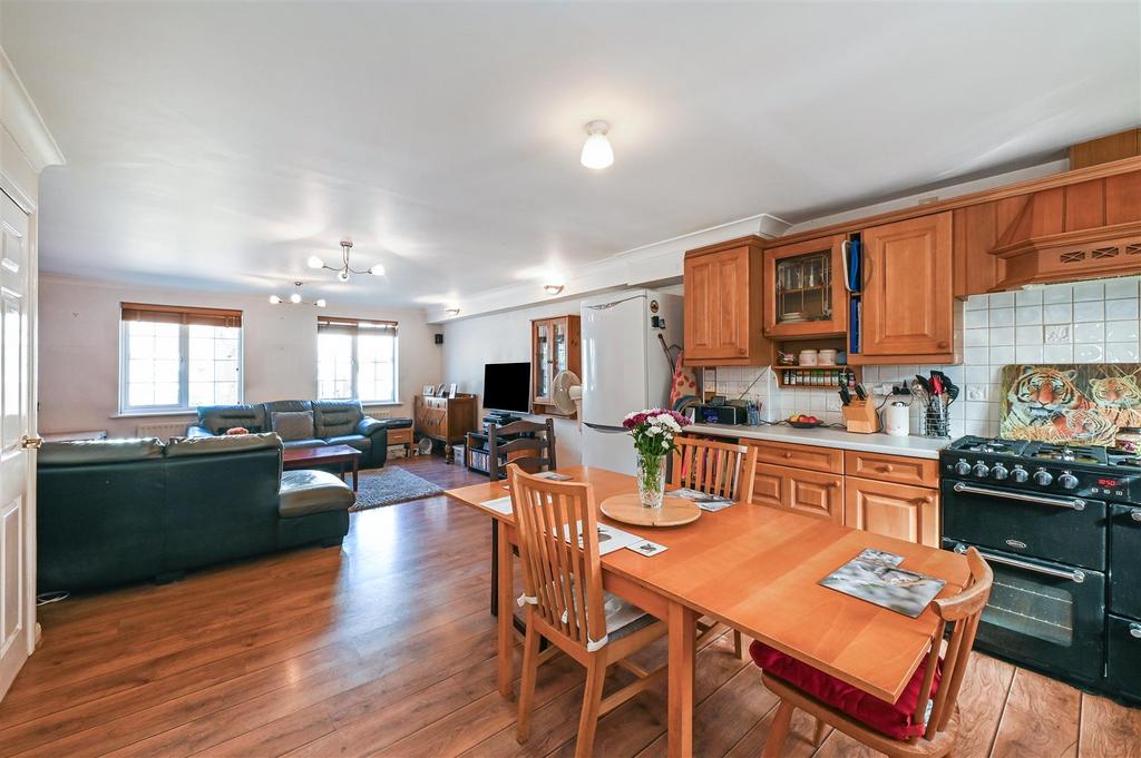 Kitchen/Family Room