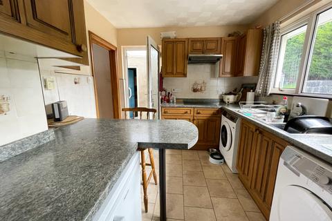 2 bedroom bungalow for sale - Jenkins Close, Haverfordwest, Pembrokeshire, SA61
