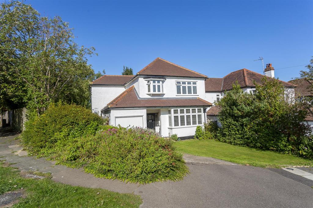 House-upper-pines-banstead-120.jpg