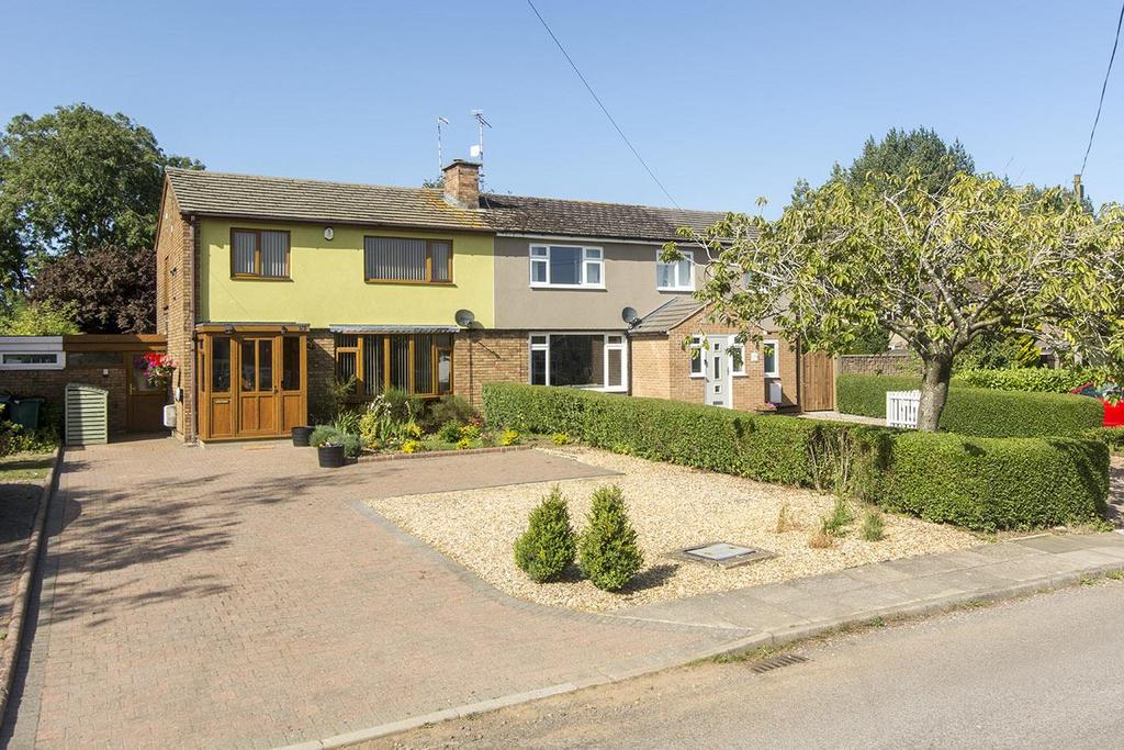 Welland Avenue, Gartree 3 bed semidetached house £250,000