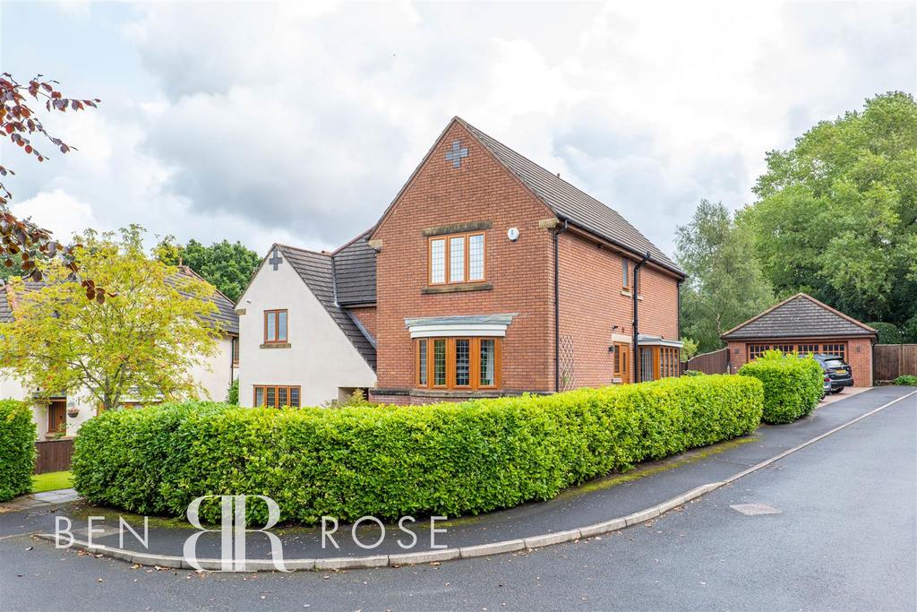 Strawberry Fields, Chorley 5 bed detached house for sale £579,995