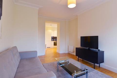 1 bedroom apartment to rent - Hamlet Gardens, London W6