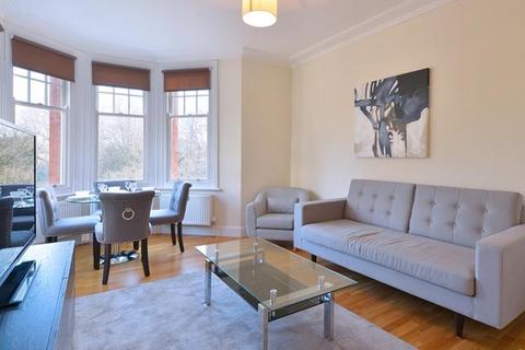 1 bedroom apartment to rent, Hamlet Gardens, London W6