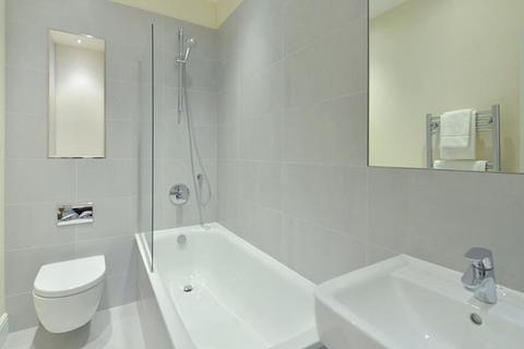 1 bedroom apartment to rent, Hamlet Gardens, London W6