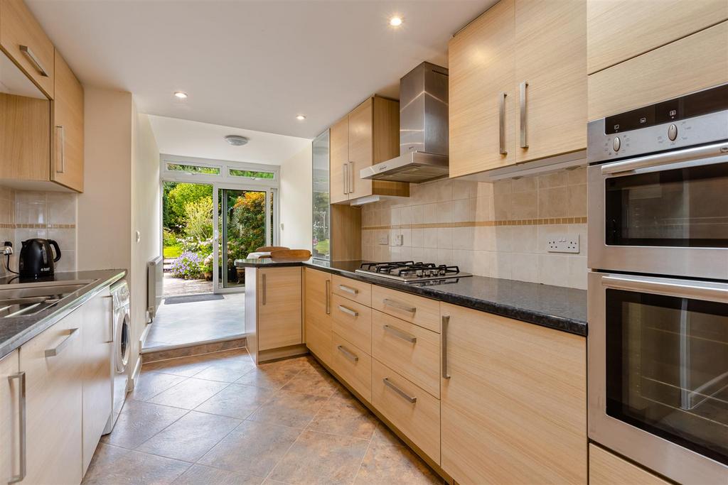 Kitchen 2