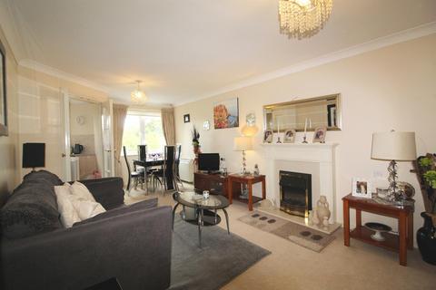 1 bedroom retirement property for sale, Leicester Road, Barnet EN5