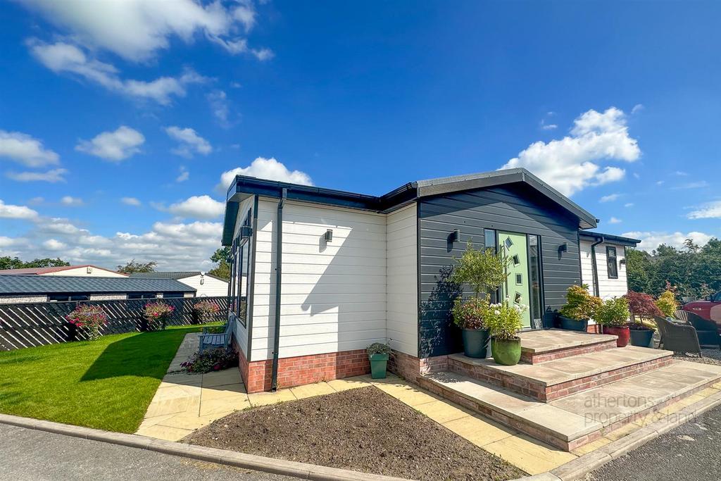 Ledale Mobile Home Park, Clayton Le Dale, Ribble Valley 2 bed park home