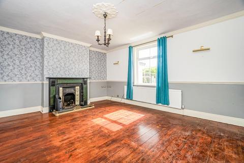 5 bedroom semi-detached house for sale, Grange Road, Leconfield, Beverley