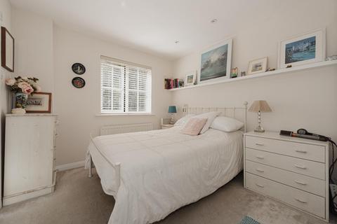 13 Galen Close, Epsom, KT19 7DL