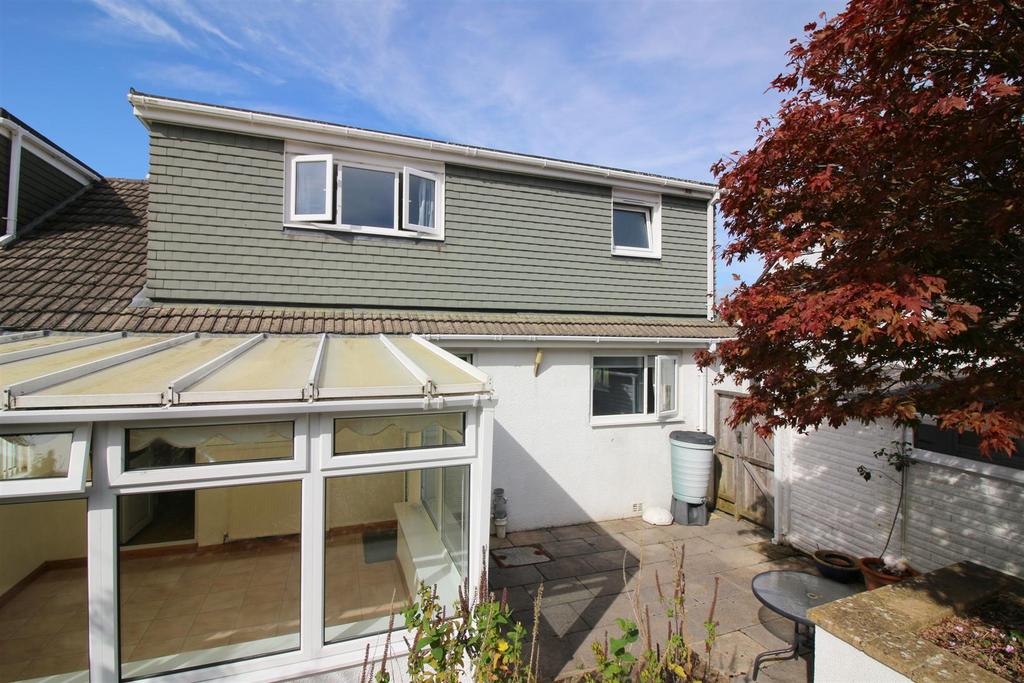 Hillside Road, Saltash 3 bed semidetached bungalow for sale £355,000