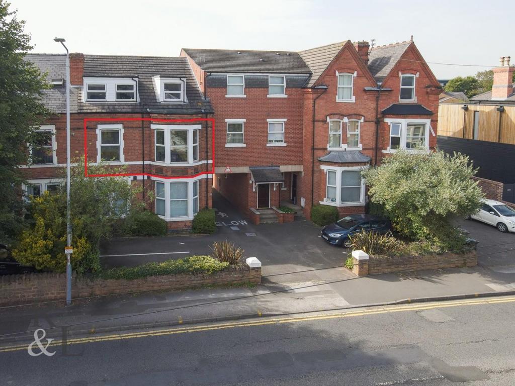 Loughborough Road, West Bridgford... 1 bed apartment £140,000