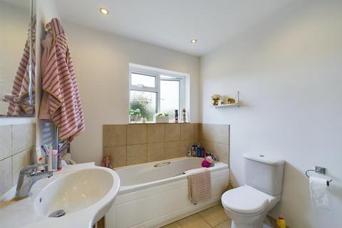 155 Cornwall Road, Ruislip, HA4 6AG