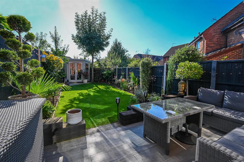 11 Lavington View, Bridgnorth 3 bed semidetached house for sale £330,000