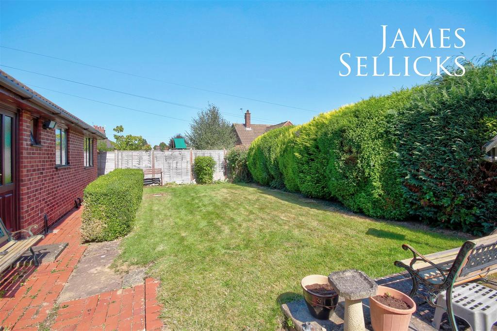 Station Road, Great Bowden, Market... 2 bed detached bungalow £400,000
