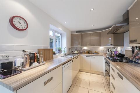 51 Aplins Close, Harpenden, AL5 2PZ