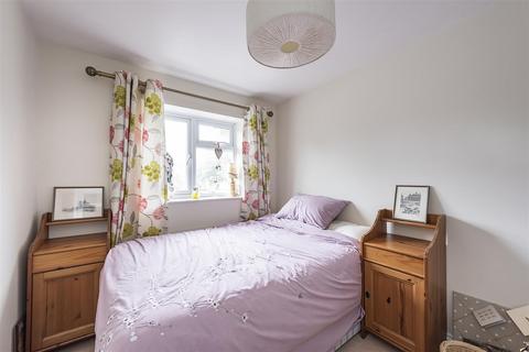 51 Aplins Close, Harpenden, AL5 2PZ