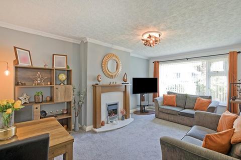 13 Sunhurst Drive, Oakworth, Keighley, BD22 7RG