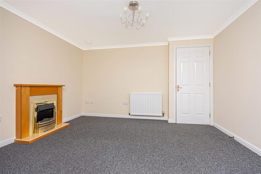 162 Inverewe Place, Dunfermline, KY11... 2 bed ground floor flat £695