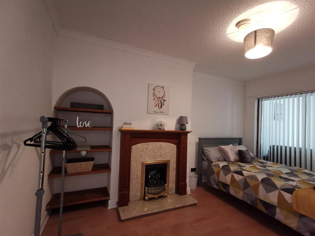 Glendower Road, Perry Barr, Birmingham 4 bed house £1,300 pcm (£300 pw)